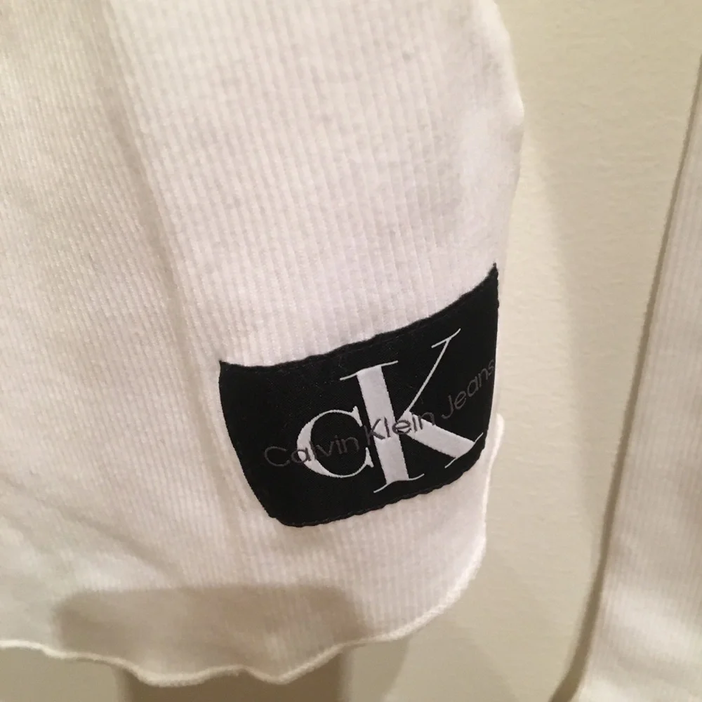 Calvin Klein blouse​​​​​​ - Picture 3 of 5